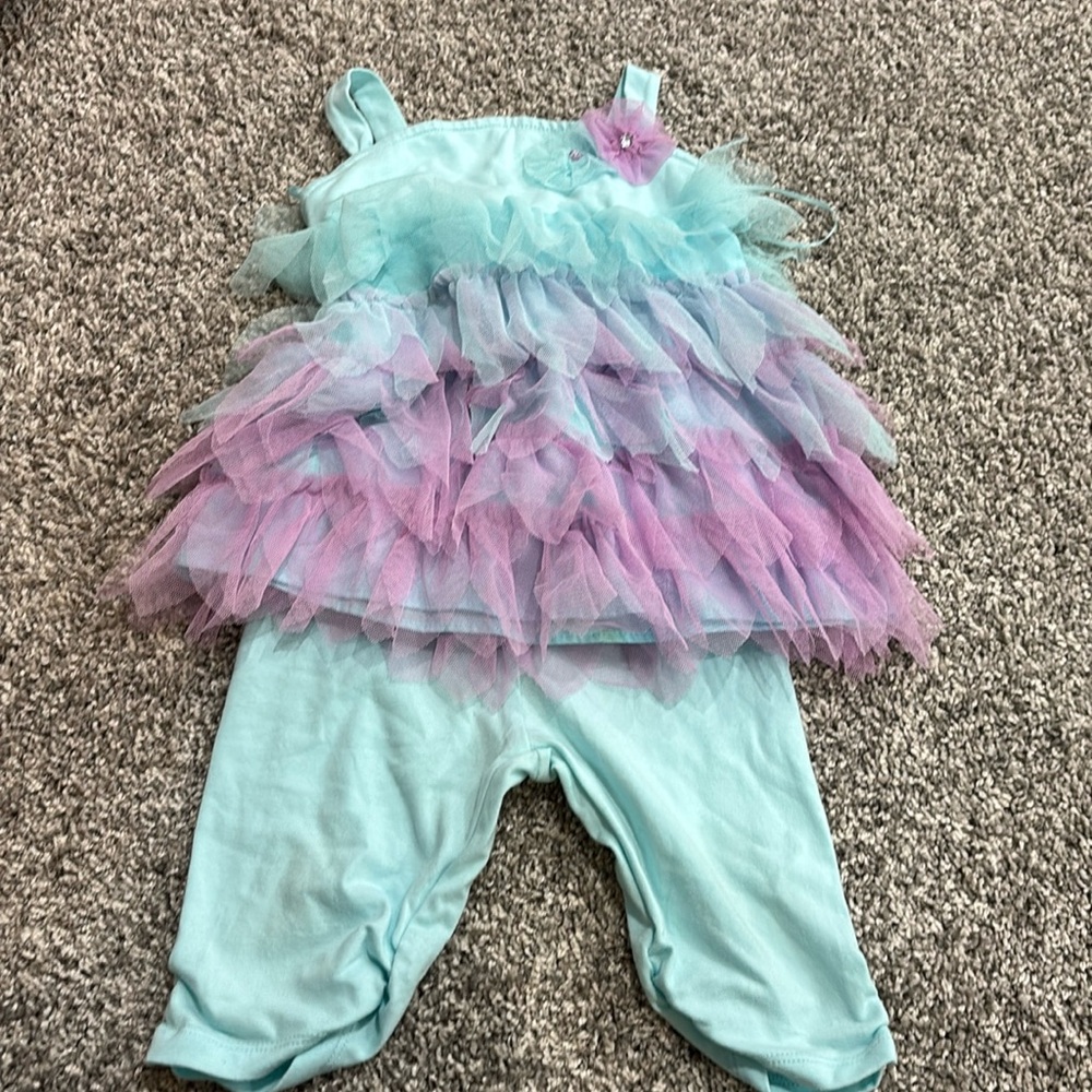 Kate Mack set